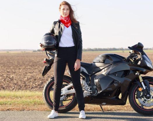 Comment avoir un tour de cou pour moto original ?